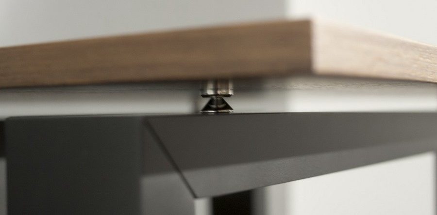 Стойки для аудио- видео техники